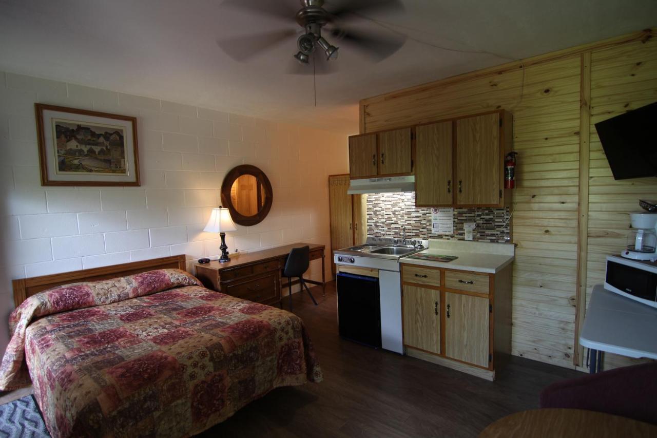 Motel Lennoxville Sherbrooke Zewnętrze zdjęcie